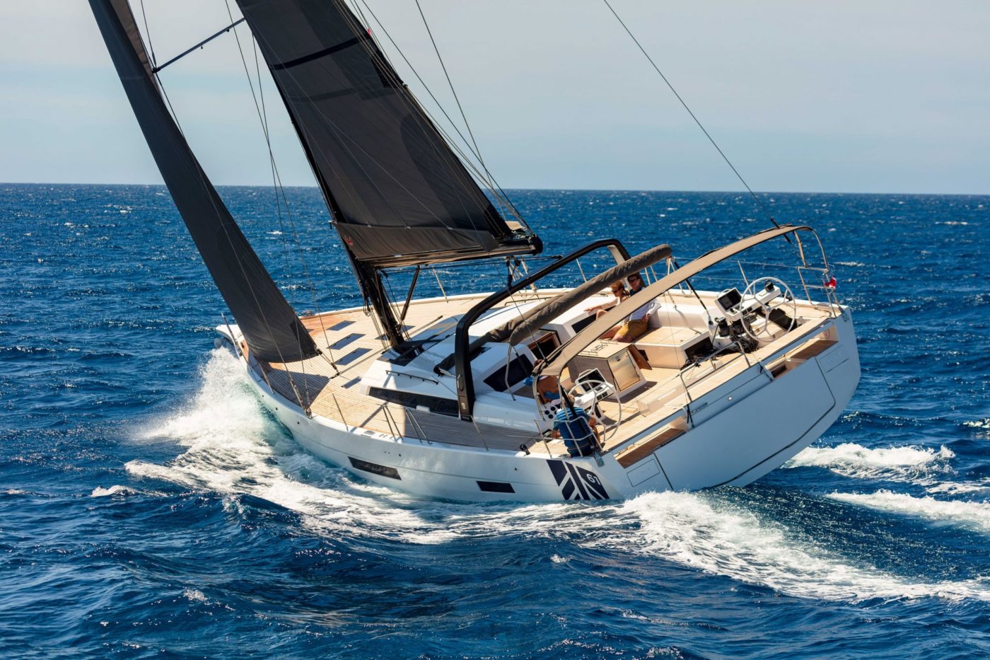 DUFOUR 61